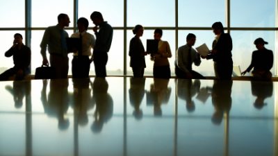 אנשי עסקים בפגישה